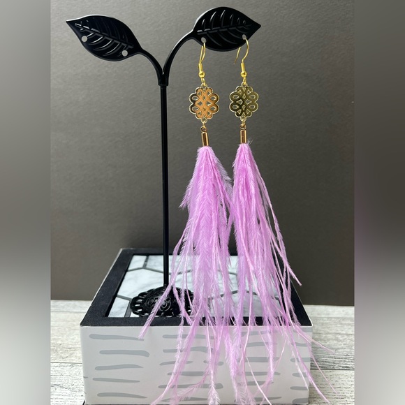 Long Dangle Pink Feather Hippie Chic Earrings - Stylish Boho Chic Earrings - Picture 15 of 15